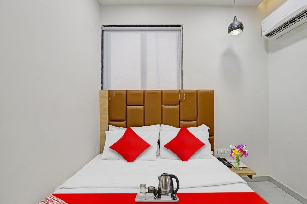 Hotel O Royal Orbit Surat Ngoại thất bức ảnh