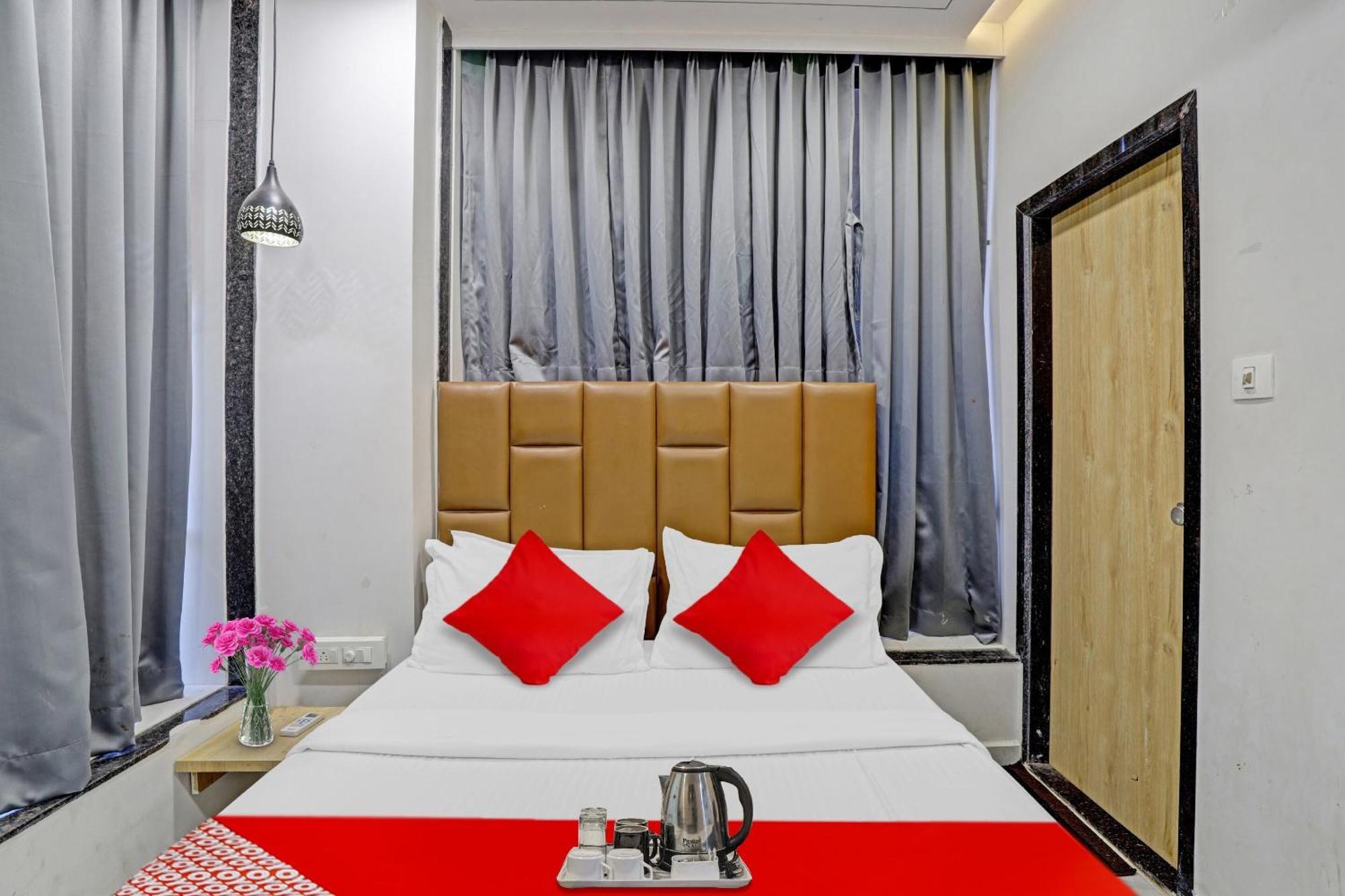 Hotel O Royal Orbit Surat Ngoại thất bức ảnh